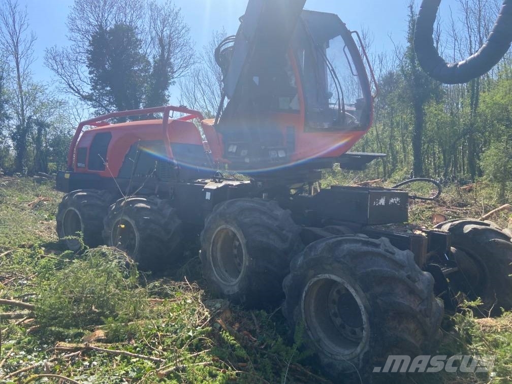 Komatsu 901XC Skördare