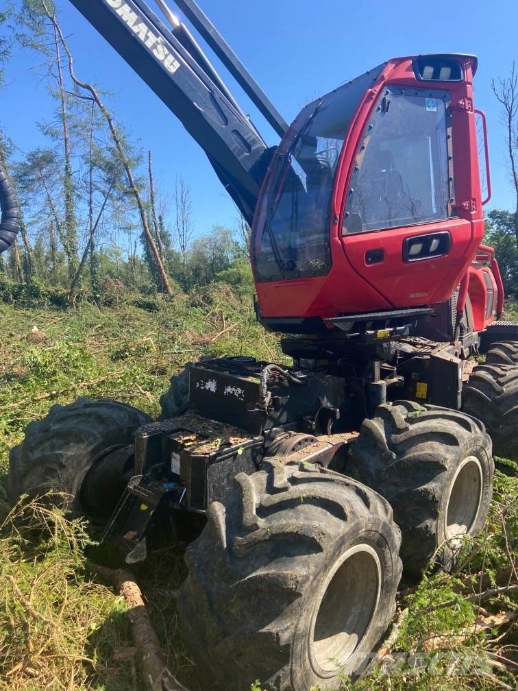 Komatsu 901XC Skördare