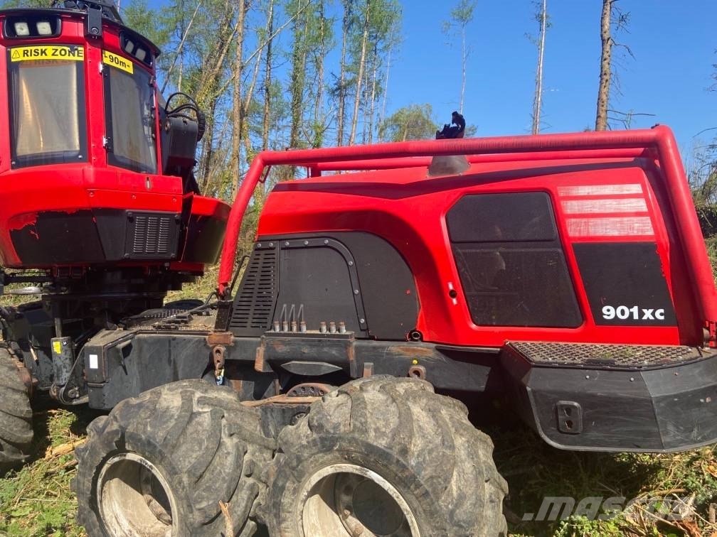 Komatsu 901XC Skördare