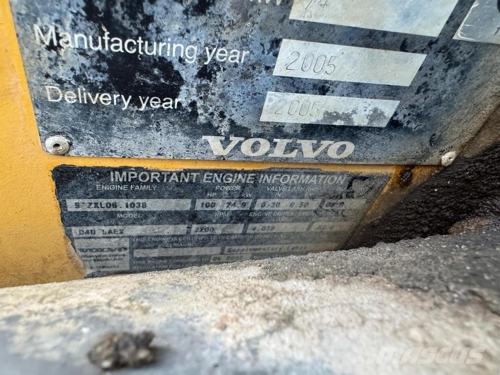 Volvo L50E 14930 HOURS WITH BUCKET Gumikerekes homlokrakodók