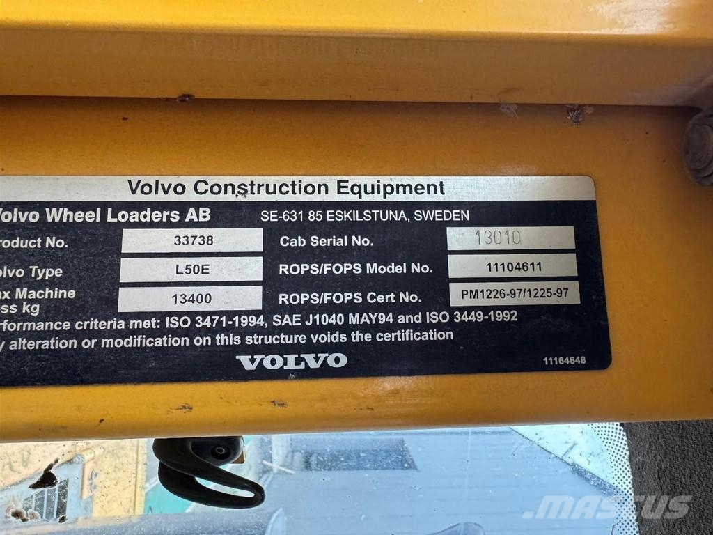 Volvo L50E 14930 HOURS WITH BUCKET Gumikerekes homlokrakodók