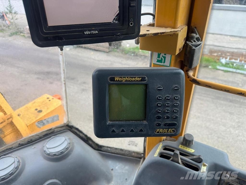 Volvo L50E 14930 HOURS WITH BUCKET Gumikerekes homlokrakodók
