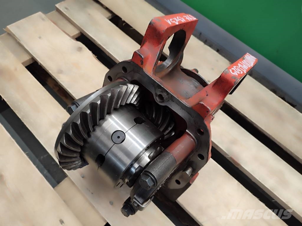 Differential 13X31 26.16 141315 Manitou MLT 523 轴