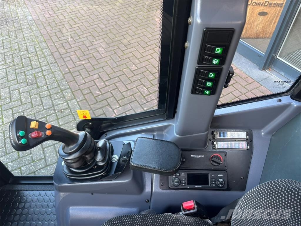 Schäffer 3550T Сельхозтехника - Другие