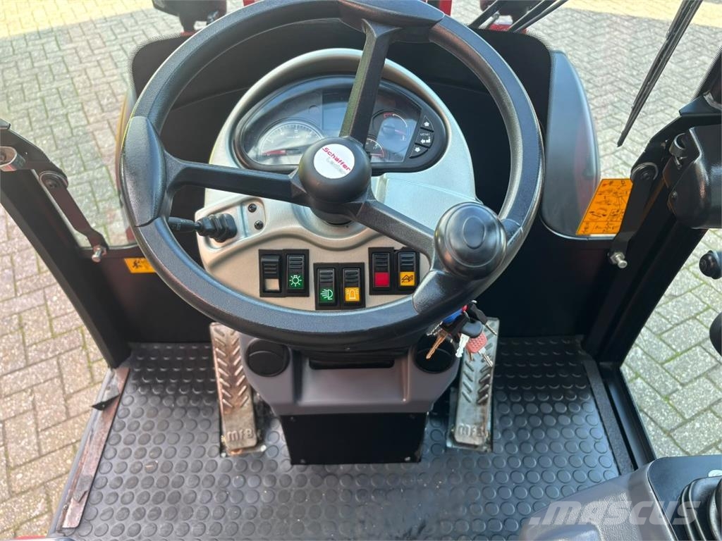 Schäffer 3550T Сельхозтехника - Другие