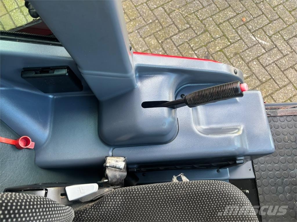 Schäffer 3550T Сельхозтехника - Другие
