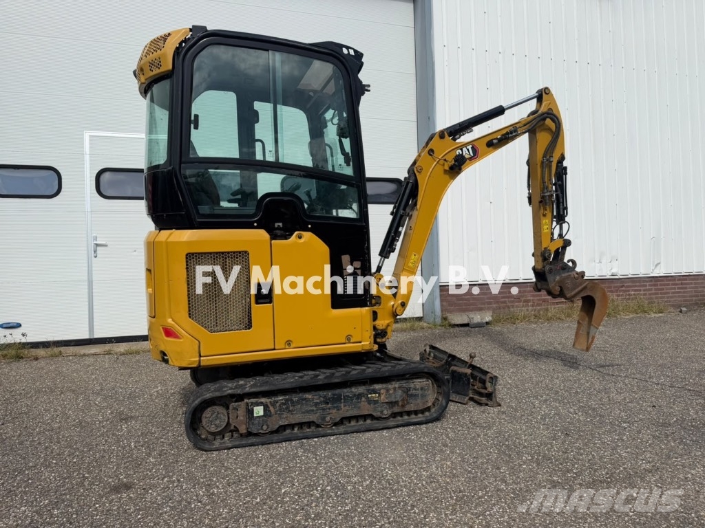 CAT 301.8 Minikraan Minigraafmachines < 7t