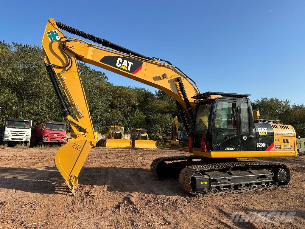 CAT 320D 대형 굴삭기 29톤 이상