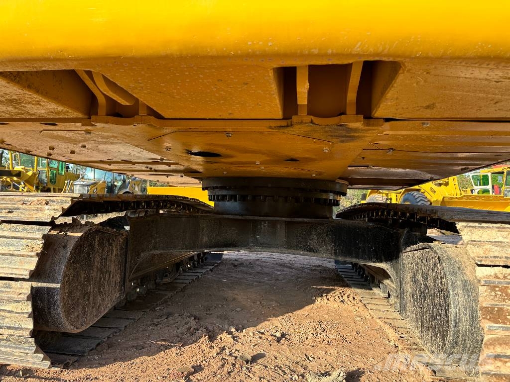 CAT 320D 대형 굴삭기 29톤 이상