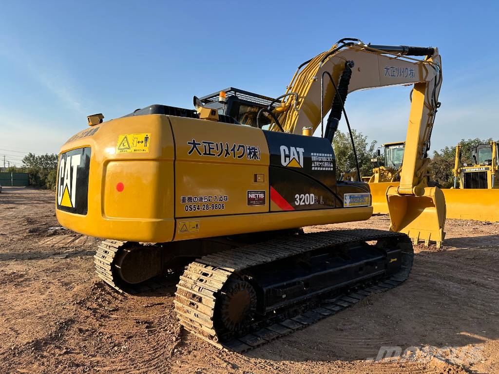 CAT 320D 대형 굴삭기 29톤 이상