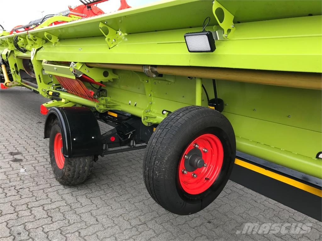 CLAAS Convio 1380 *mit Transportwagen ماكينات زراعية - غير ذلك