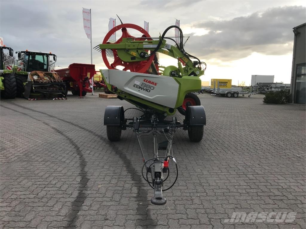 CLAAS Convio 1380 *mit Transportwagen ماكينات زراعية - غير ذلك