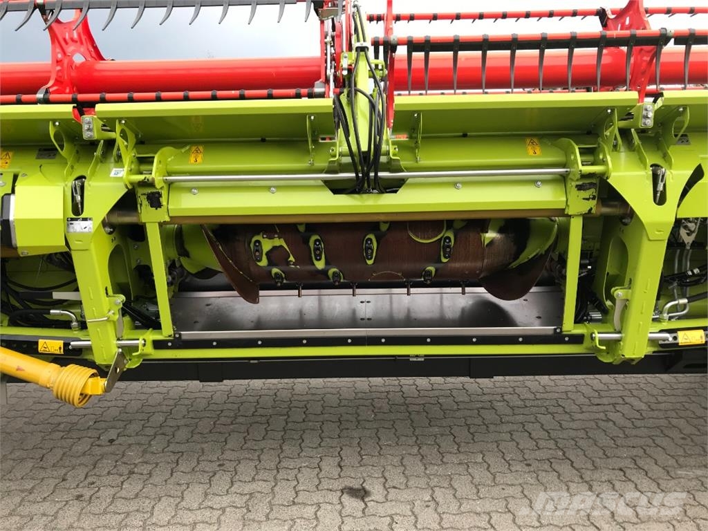 CLAAS Convio 1380 *mit Transportwagen ماكينات زراعية - غير ذلك
