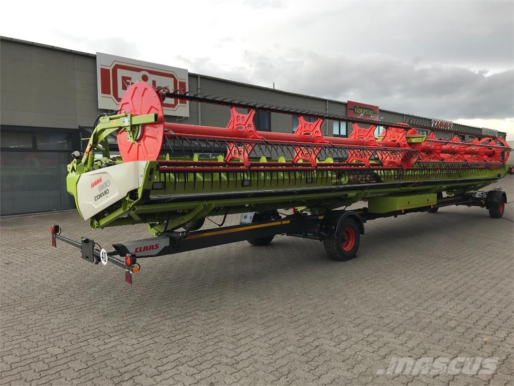 CLAAS Convio 1380 *mit Transportwagen ماكينات زراعية - غير ذلك