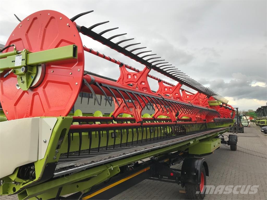 CLAAS Convio 1380 *mit Transportwagen ماكينات زراعية - غير ذلك