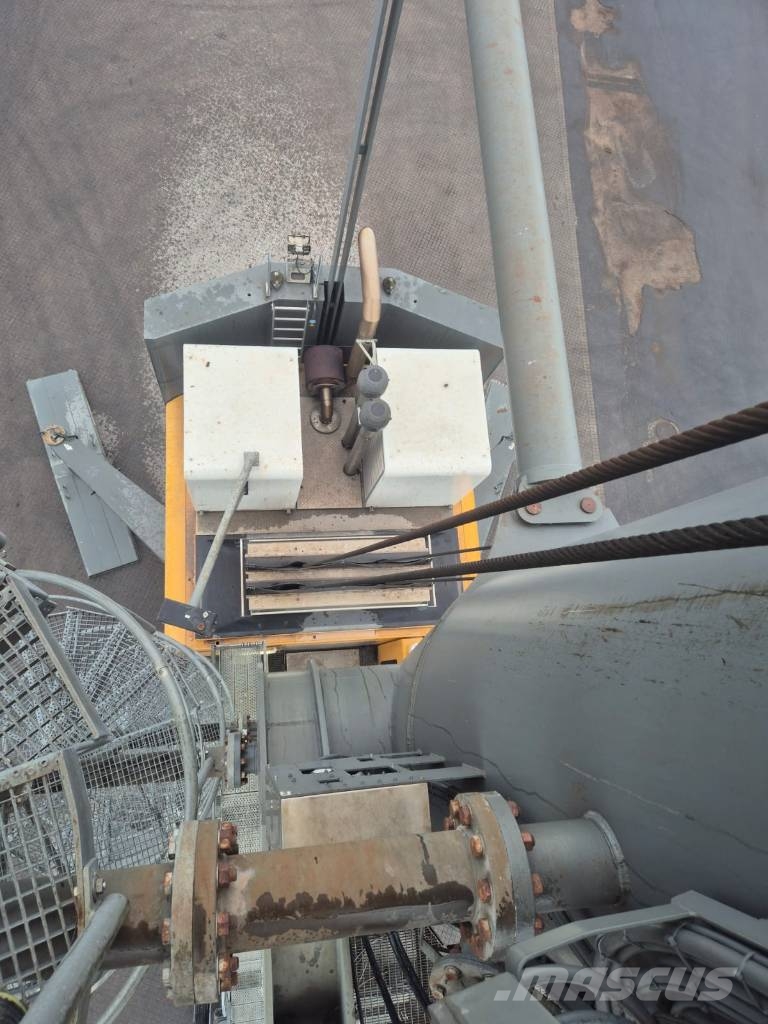 Liebherr LHM280 Hafenkrane