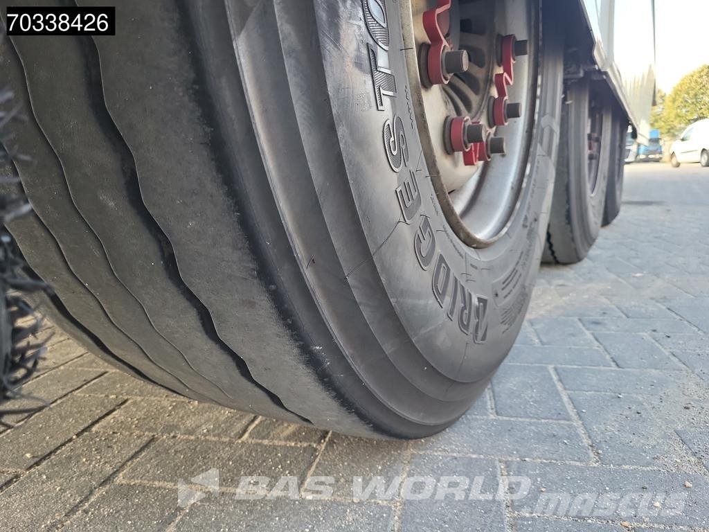 Heiwo HZO 39 3 axles Tailgate 250x260cm Semirremolques isotermos/frigoríficos