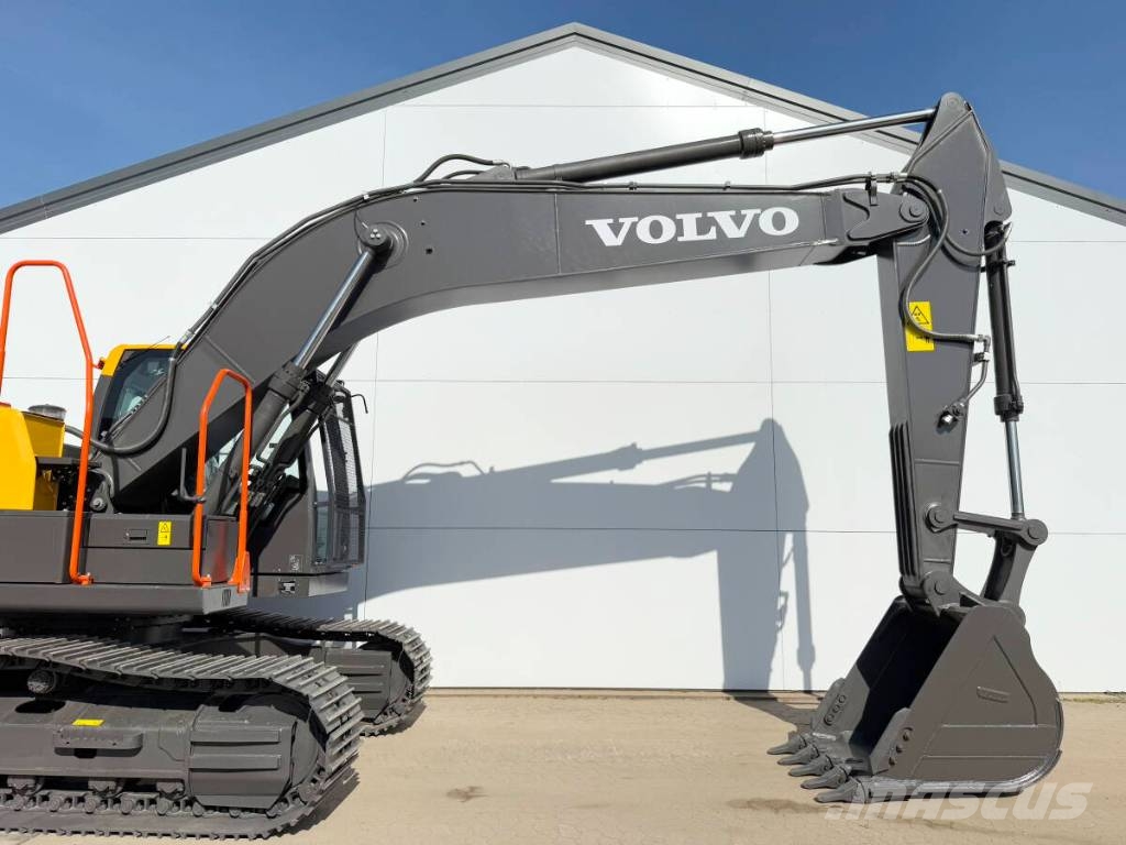 Volvo EC 210 Гусеничні екскаватори