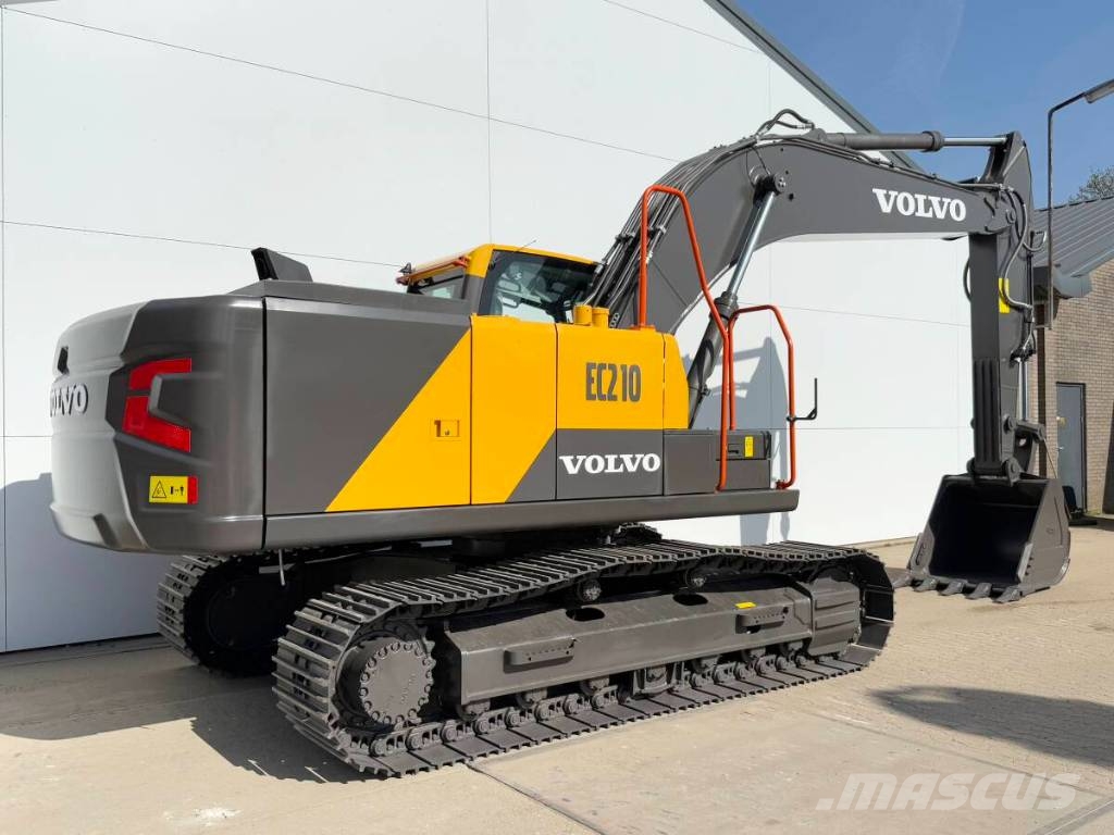 Volvo EC 210 Гусеничні екскаватори