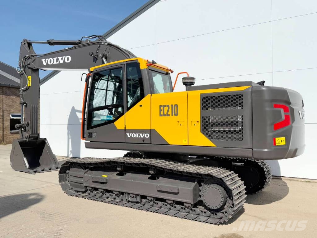 Volvo EC 210 Гусеничні екскаватори