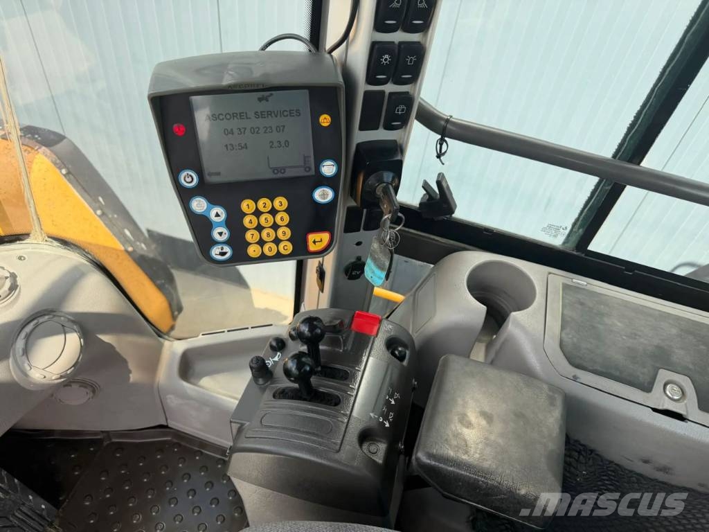 Volvo L180F Chargeuse sur pneus
