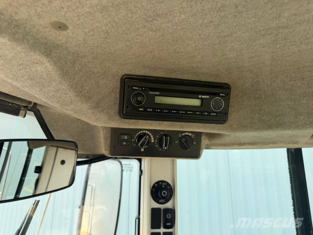 Volvo L180F Chargeuse sur pneus