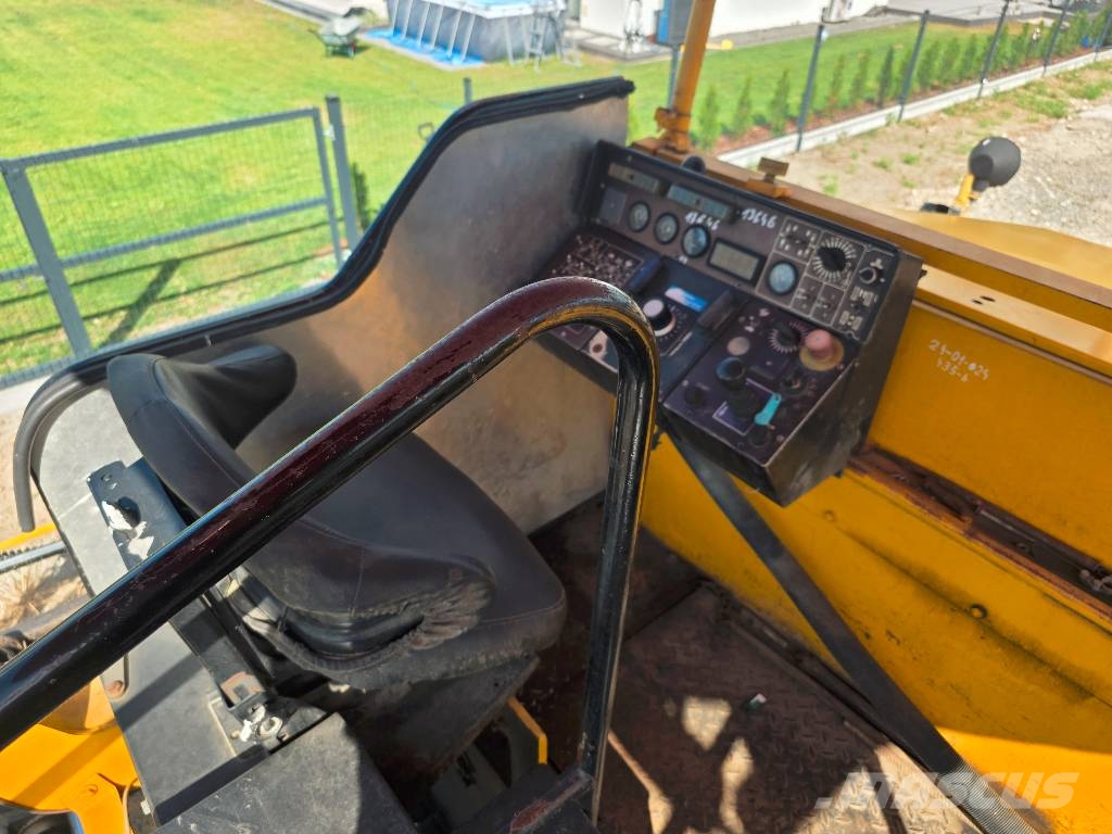 Dynapac F 141 C Asfaltni finišeri