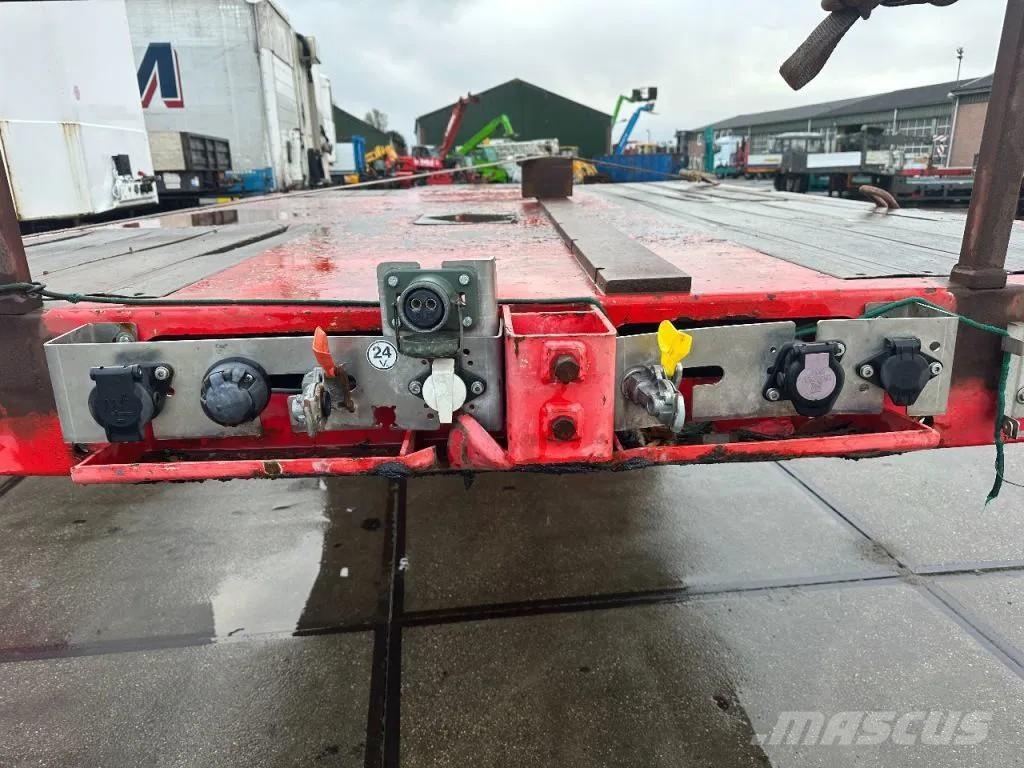 Goldhofer 4 AXLE STEERING - TRIPPLE EXTENDABLE - TOTAL 51 M Low loader-semi-trailers