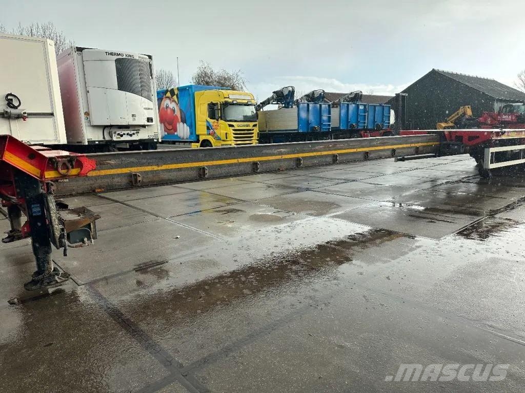 Goldhofer 4 AXLE STEERING - TRIPPLE EXTENDABLE - TOTAL 51 M Low loader-semi-trailers