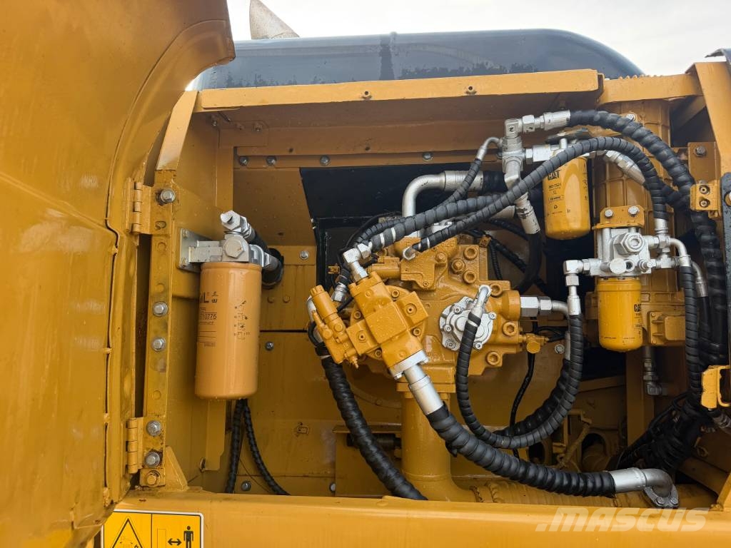 CAT 336D Гусеничні екскаватори