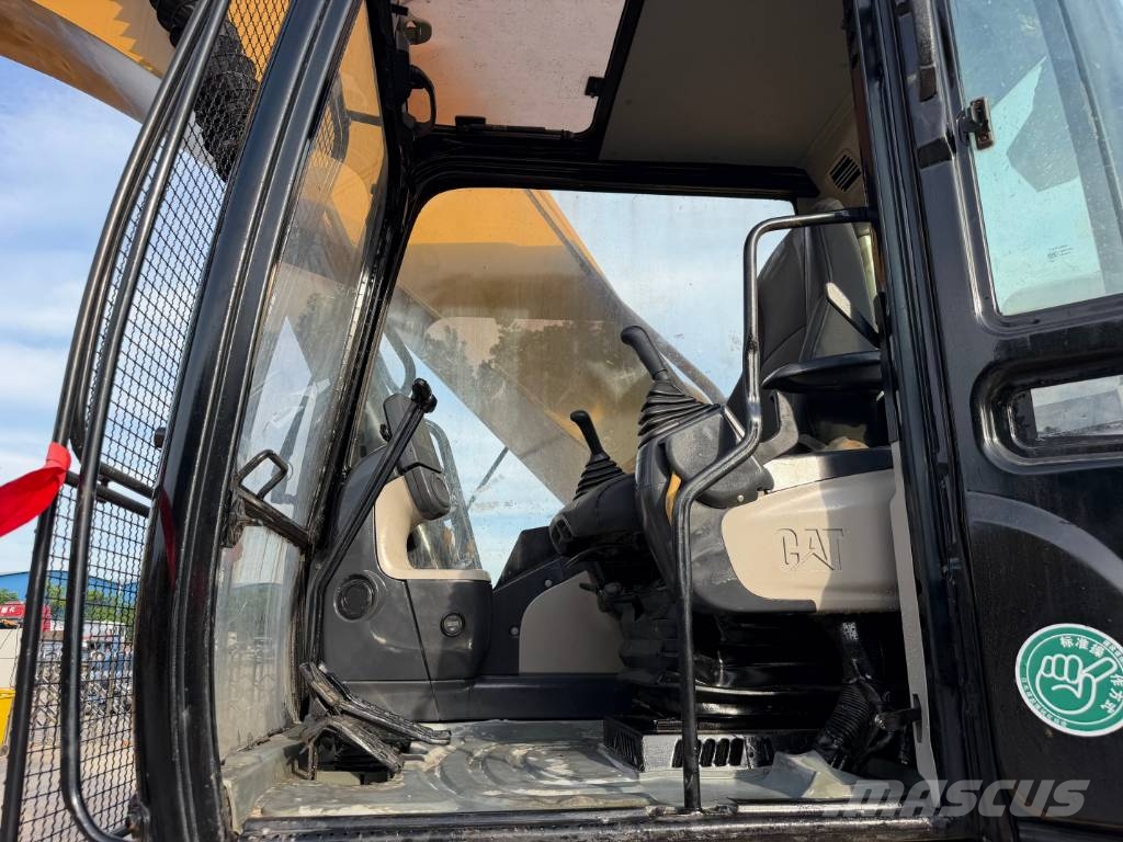 CAT 336D Гусеничні екскаватори