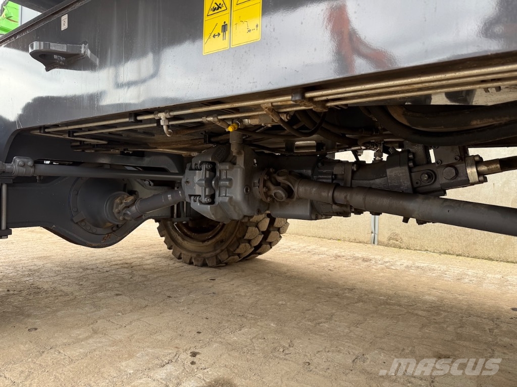 Fuchs MHL 350 F Bagri za prekladanje primarnih/sekundarnih surovin