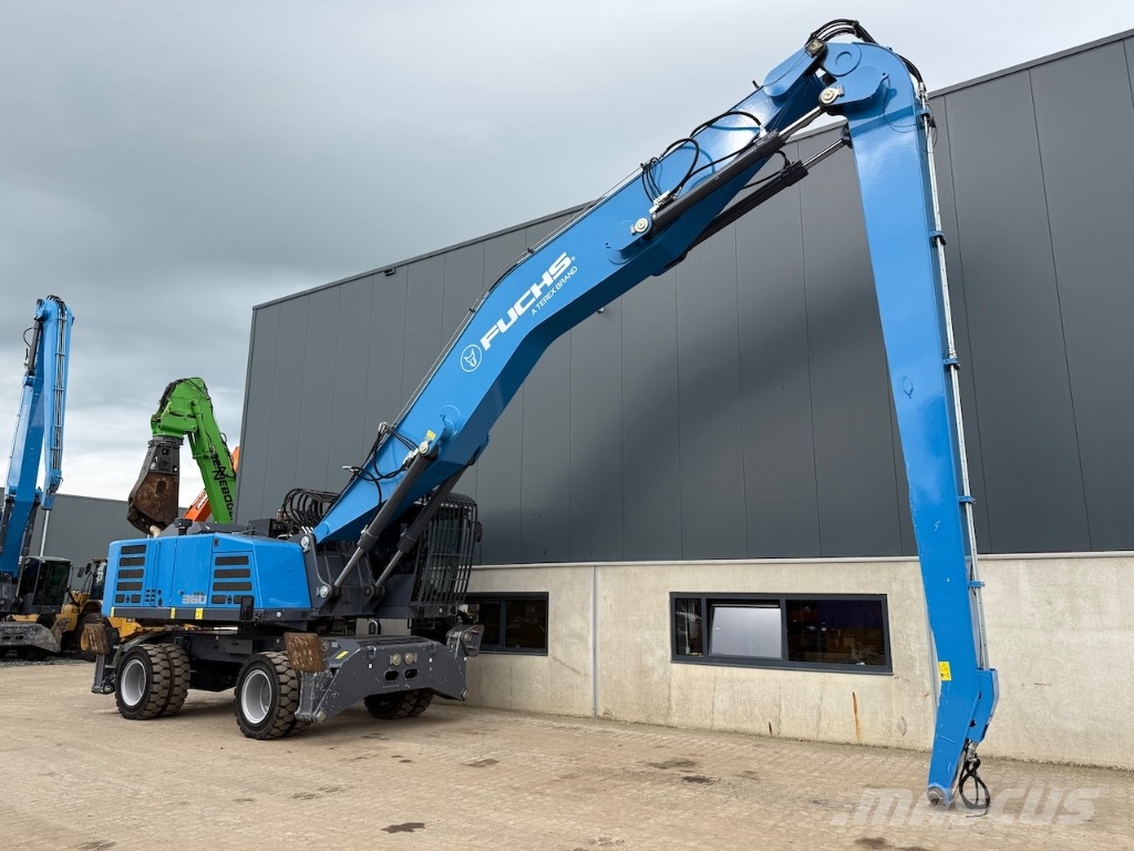 Fuchs MHL 360 F Waste / industry handlers