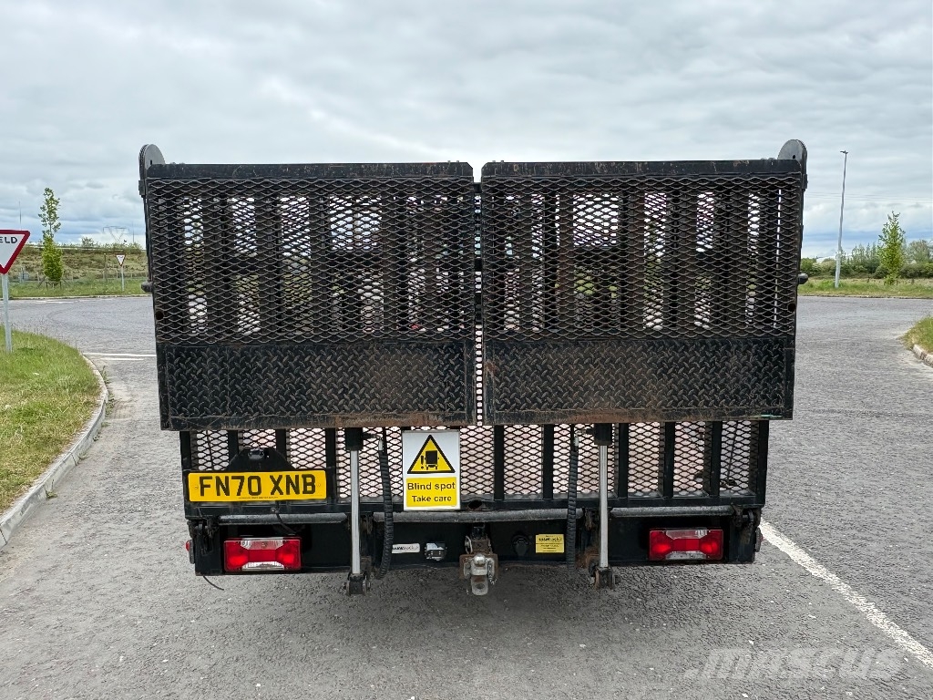 Iveco 72C 18 H/P Camiones portamaquinaria