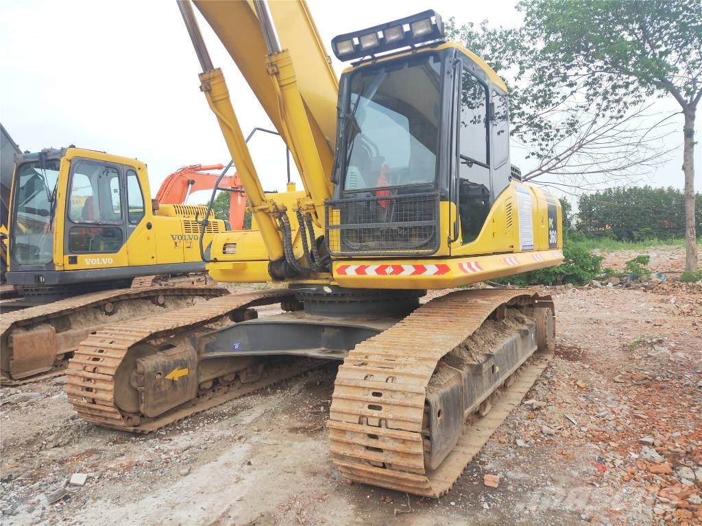 Komatsu PC 360-7 حفارات زحافة