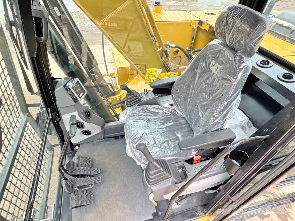 CAT 320D3 GC - 16 Meter Long Reach / New / Unused Excavadoras de largo alcance