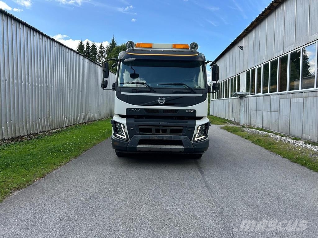 Volvo FMX 450 6X2 JOAB 2 CONTAINER Camiones portacubetas