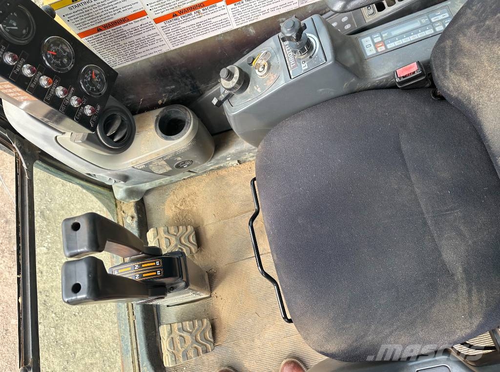 Morooka MST2200 VD Tracked dumpers