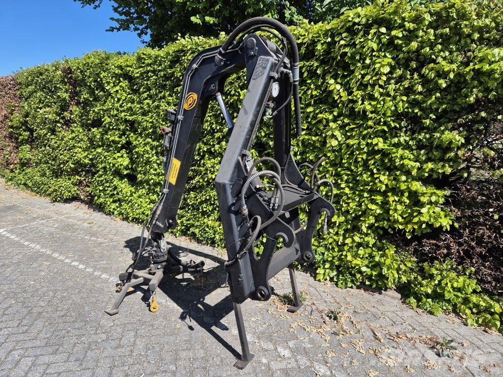 Ahlmann AZ85 Hijsmast met rotator vacuum Personbilar