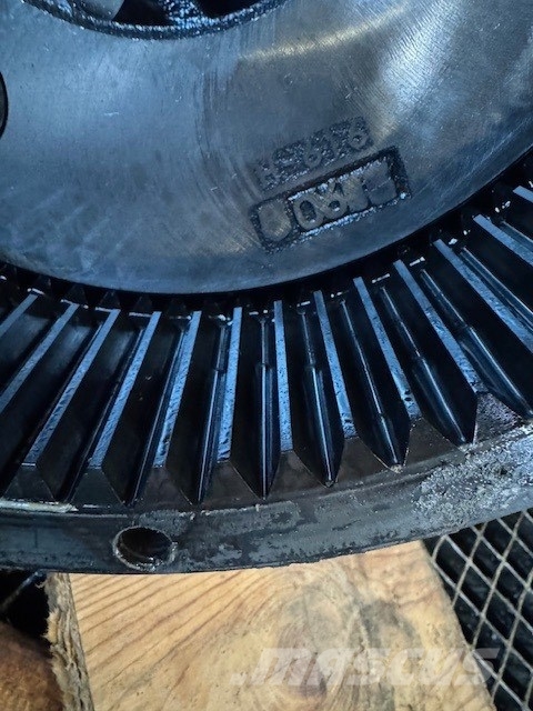 Hitachi ZX250 FINAL DRIVE 传动装置