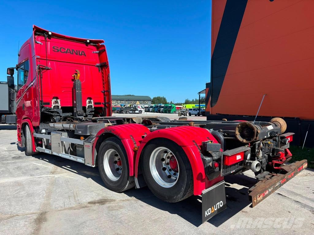 Scania S 730 6x2 HIAB XR 22 ton / L=5900 mm / RETARDER Camiones polibrazo
