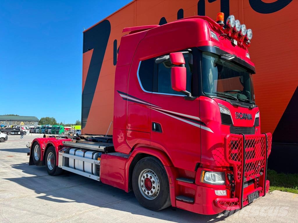 Scania S 730 6x2 HIAB XR 22 ton / L=5900 mm / RETARDER Camiones polibrazo