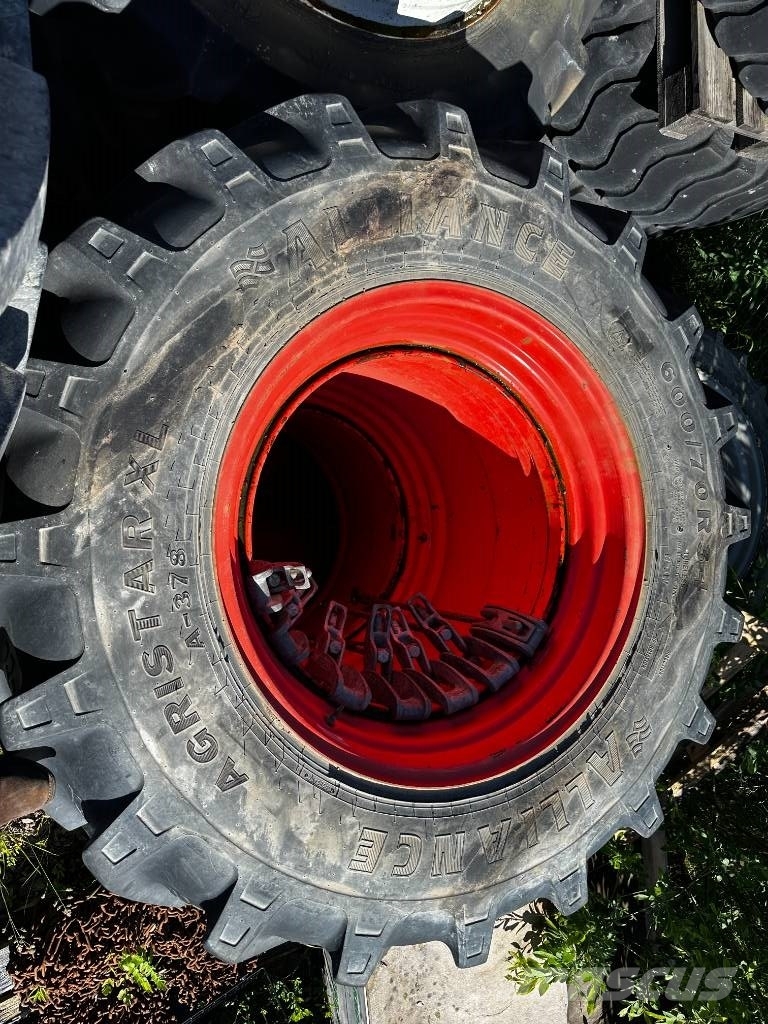 Alliance Dubbelmontage 710/75R42 // 600/70R34 Gumiabroncsok, kerekek és felnik