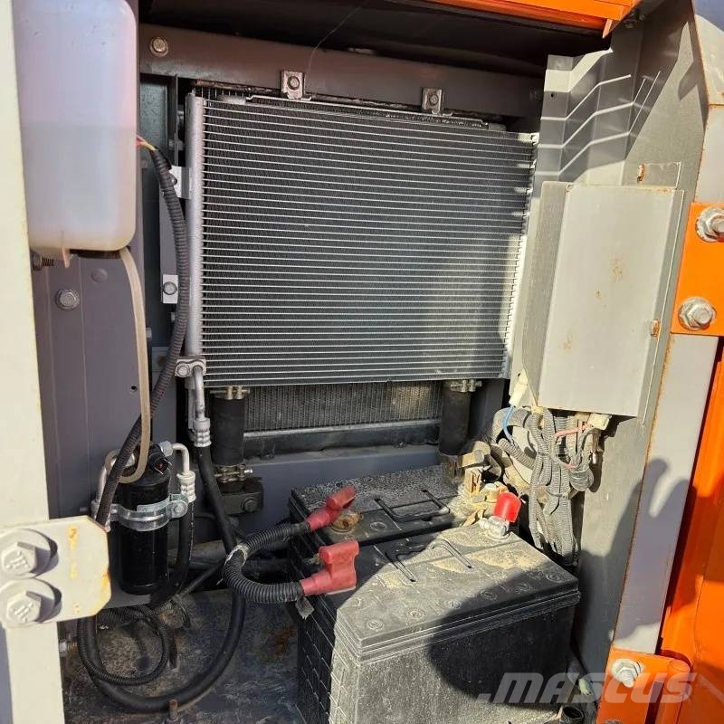Hitachi ZX 70 Mini bagri <7t