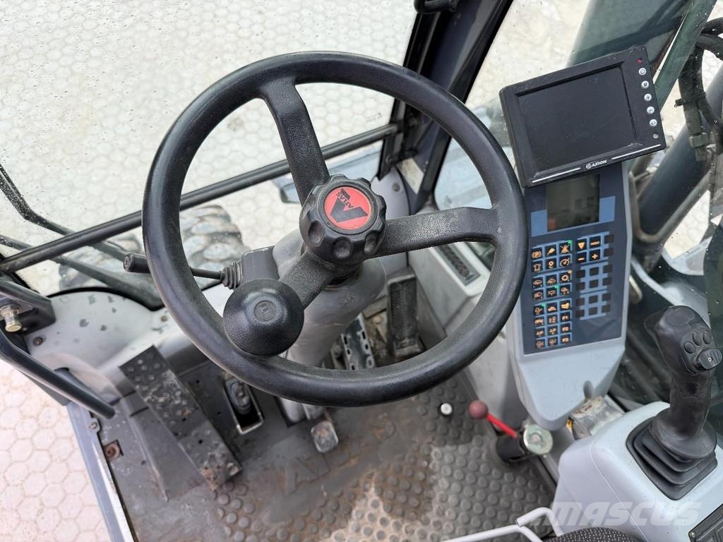 Atlas 160 W Gravemaskiner på hjul