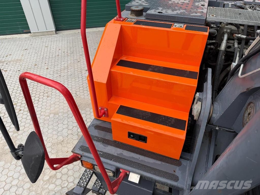 Atlas 160 W Gravemaskiner på hjul