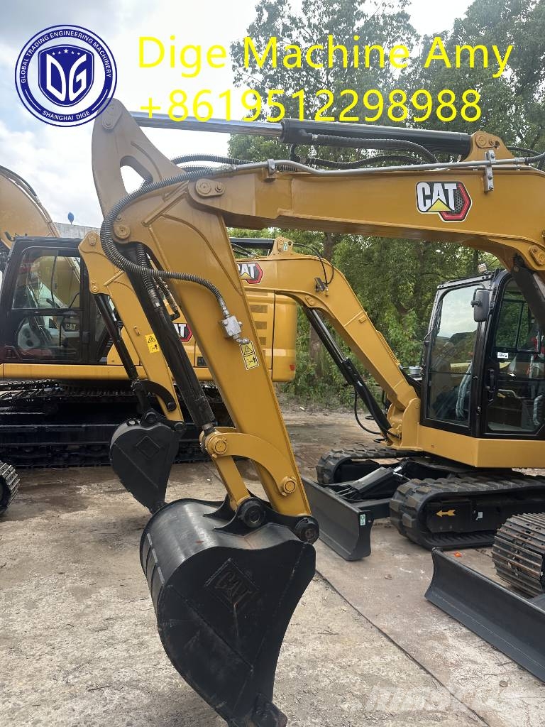 CAT 305.5 小型挖掘机