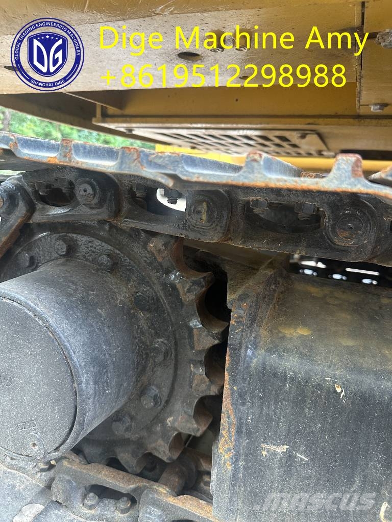 CAT 305.5 小型挖掘机