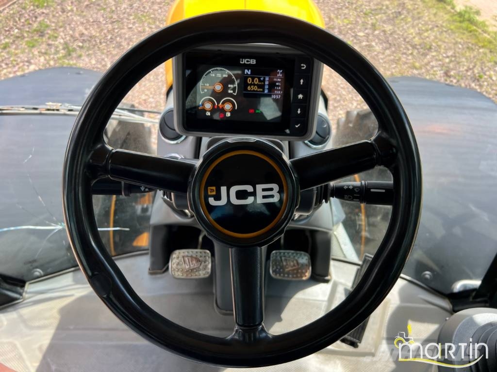 JCB Fastrac 4220 Ciągniki rolnicze