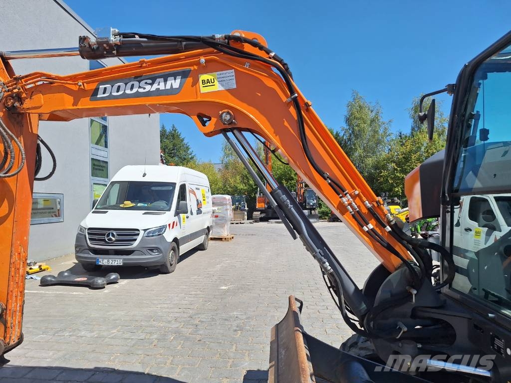 Doosan DX 55R-7 Mini excavadoras < 7t